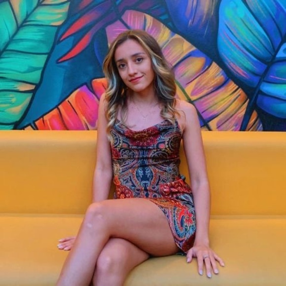 Meet your Posher, Meghan - Picture 1 of 1